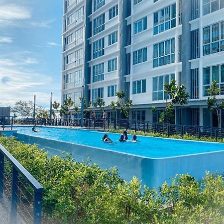 Aina Staycation, Metrocity Kuching Exteriér fotografie